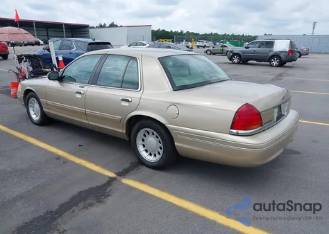 2000 Ford Crown Victoria Lx из США, поврежденный, VIN 2FAFP74W2YX108782